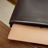 BOND LAPTOP SLEEVE - BLACK